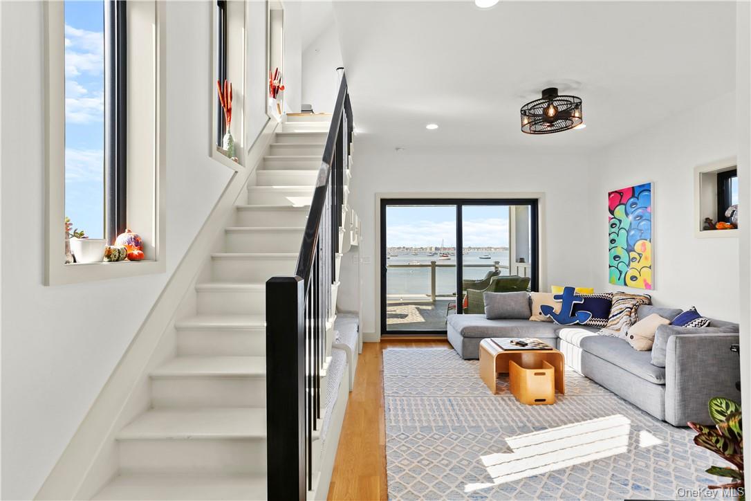 81 Rochelle Street Bronx, NY 10464 - Photo 14 of 30