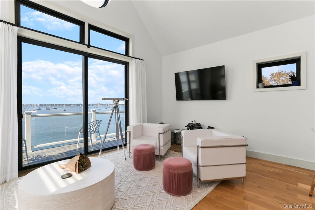 81 Rochelle Street Bronx, NY 10464 - Photo 6 of 30