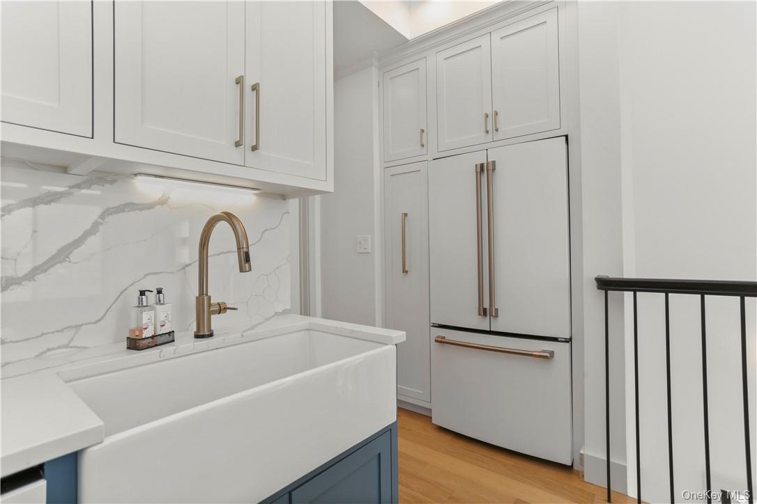 81 Rochelle Street Bronx, NY 10464 - Photo 10 of 30