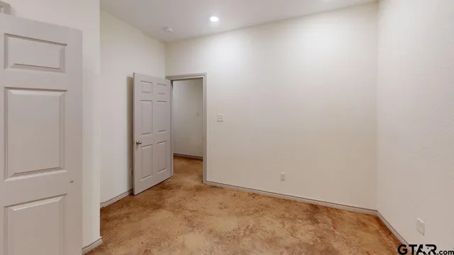 $790,000 | 15155 County Road 1125, Tyler, TX 75703