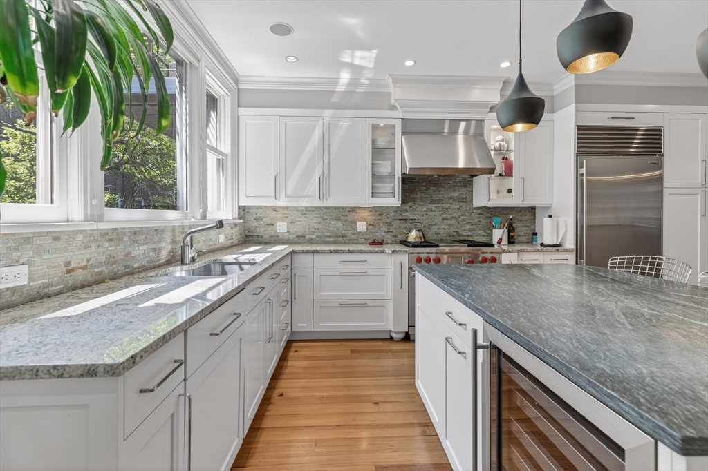 48 Appleton Street Boston, MA 02116 - Photo 3 of 34
