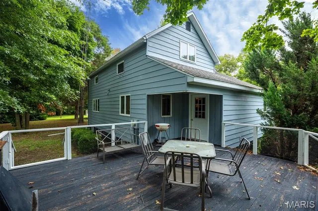 $260,000 | 20098 N Road, Raymond, IL 62560