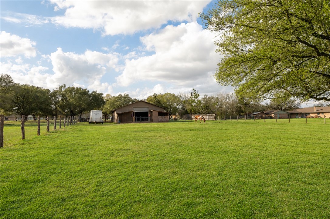 2302 Quail Run College Station, TX 77845 - Photo 33 of 49 Pasture