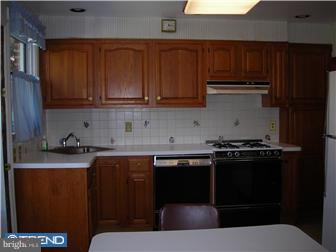 321 Kent Road Springfield, PA 19064 - Photo 7 of 8
