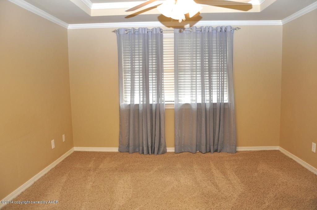 5100 Pin Oak Drive Amarillo, TX 79110 - Photo 8 of 26 Master Bedroom