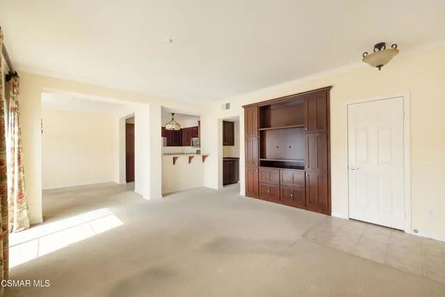 $575,000 | 485 Country Club Drive, Unit 225, Simi Valley, CA 93065