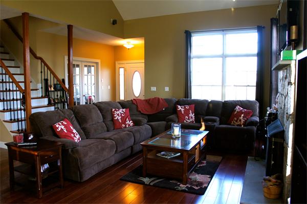 69 Carpenter Road Monson, MA 01057 - Photo 3 of 16 a living room with furniture and a window