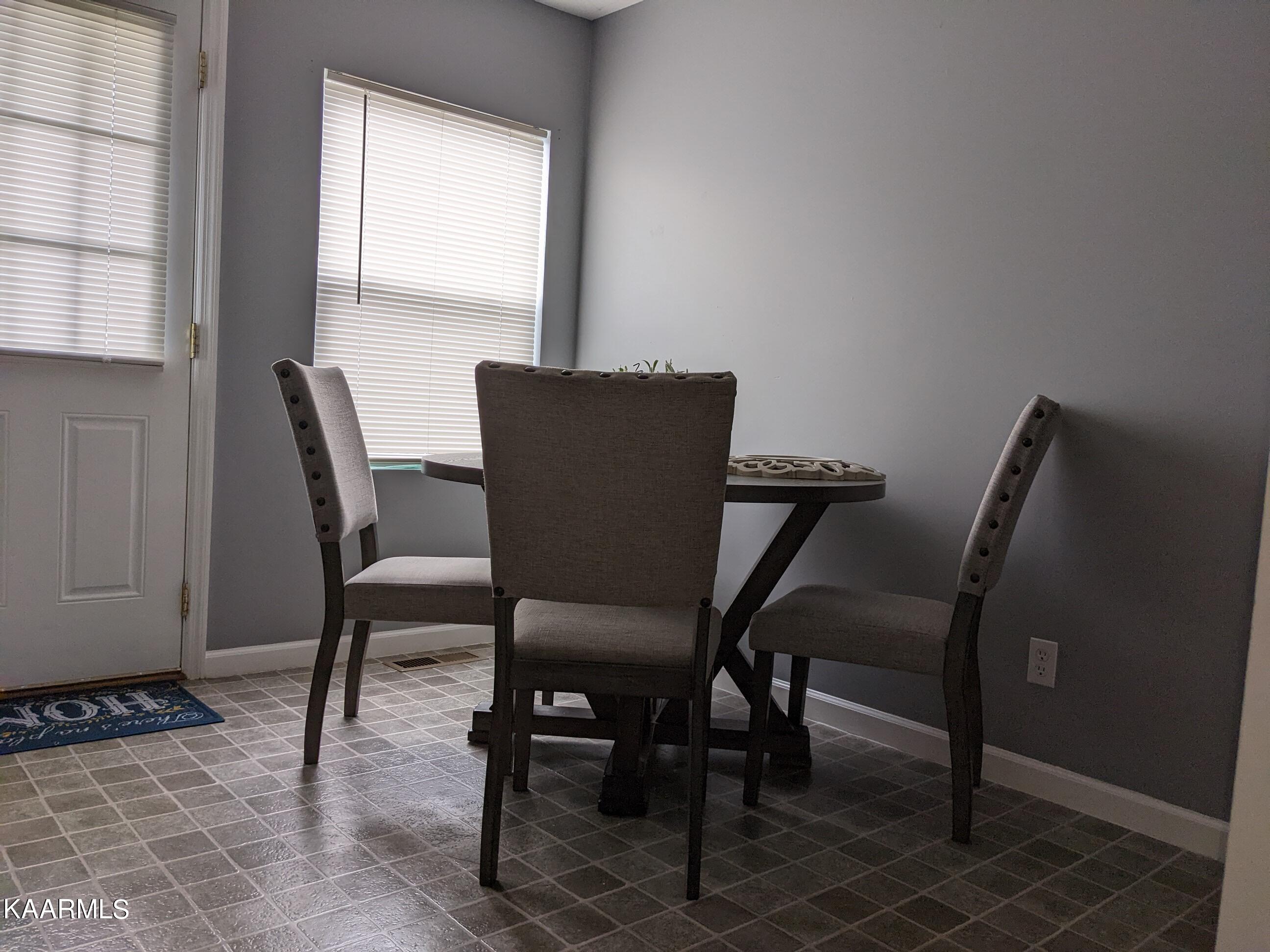 162 Latimer Road Oak Ridge, TN 37830 - Photo 11 of 18 162-6