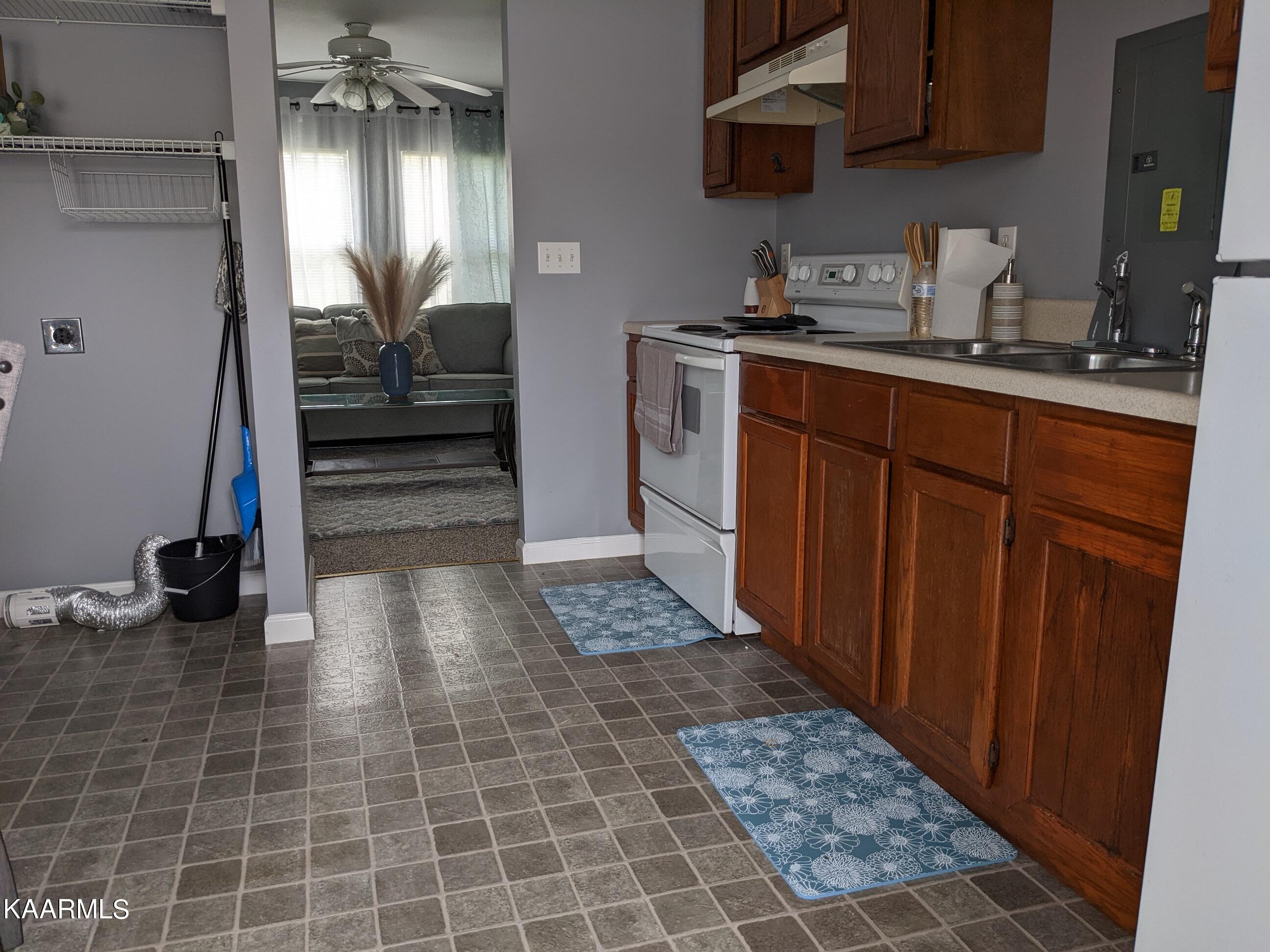 162 Latimer Road Oak Ridge, TN 37830 - Photo 10 of 18 162-7