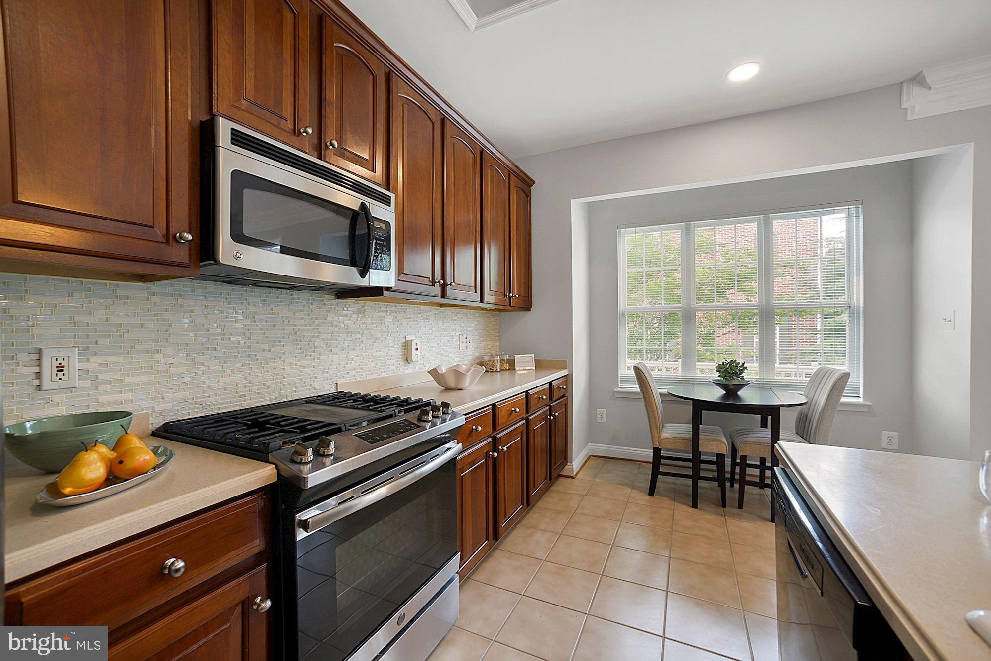 2123 Clark Place Silver Spring, MD 20910 - Photo 11 of 36 Eat-In Kitchen