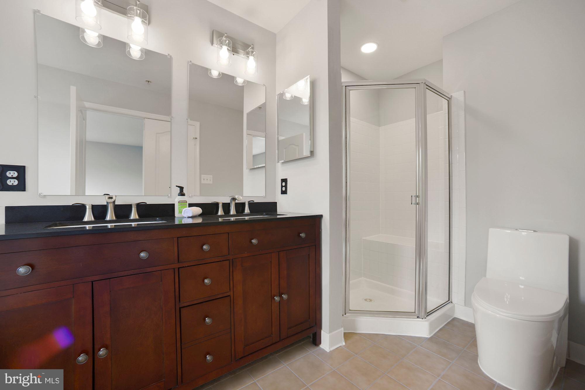 2123 Clark Place Silver Spring, MD 20910 - Photo 19 of 36 En-Suite Bath