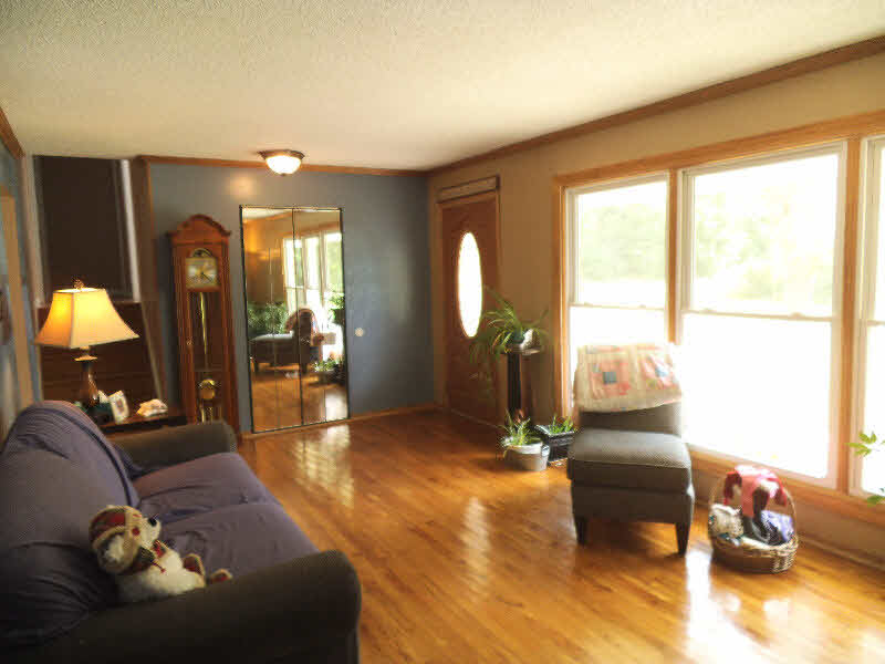 5919 South Huron Road Pinconning, MI 48650 - Photo 5 of 20 Gallery Image 5