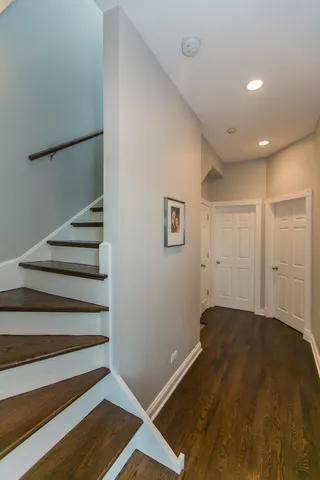 $5,000 | 2005 North Hoyne Avenue, Chicago, IL 60647