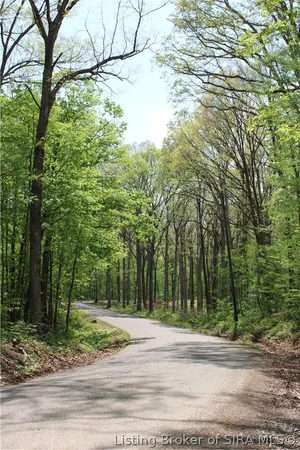 $229,900 | 555 E North County Road, North Vernon, IN 47265