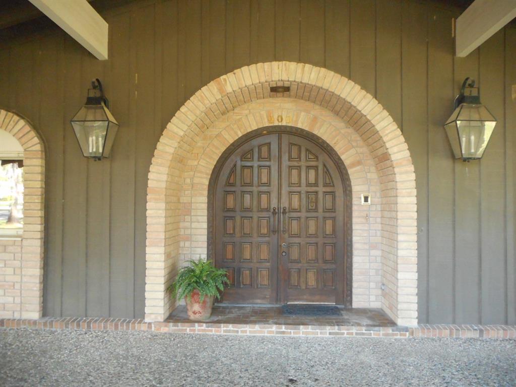 900 Machen Drive Springhill, LA 71075 - Photo 3 of 8