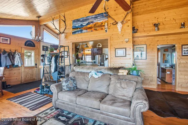 $899,000 | 362 Snowmobile Lane, Pinedale, WY 82941