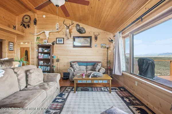 $899,000 | 362 Snowmobile Lane, Pinedale, WY 82941