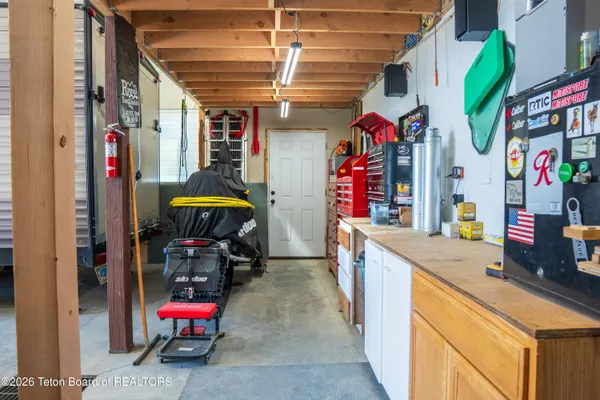 $899,000 | 362 Snowmobile Lane, Pinedale, WY 82941
