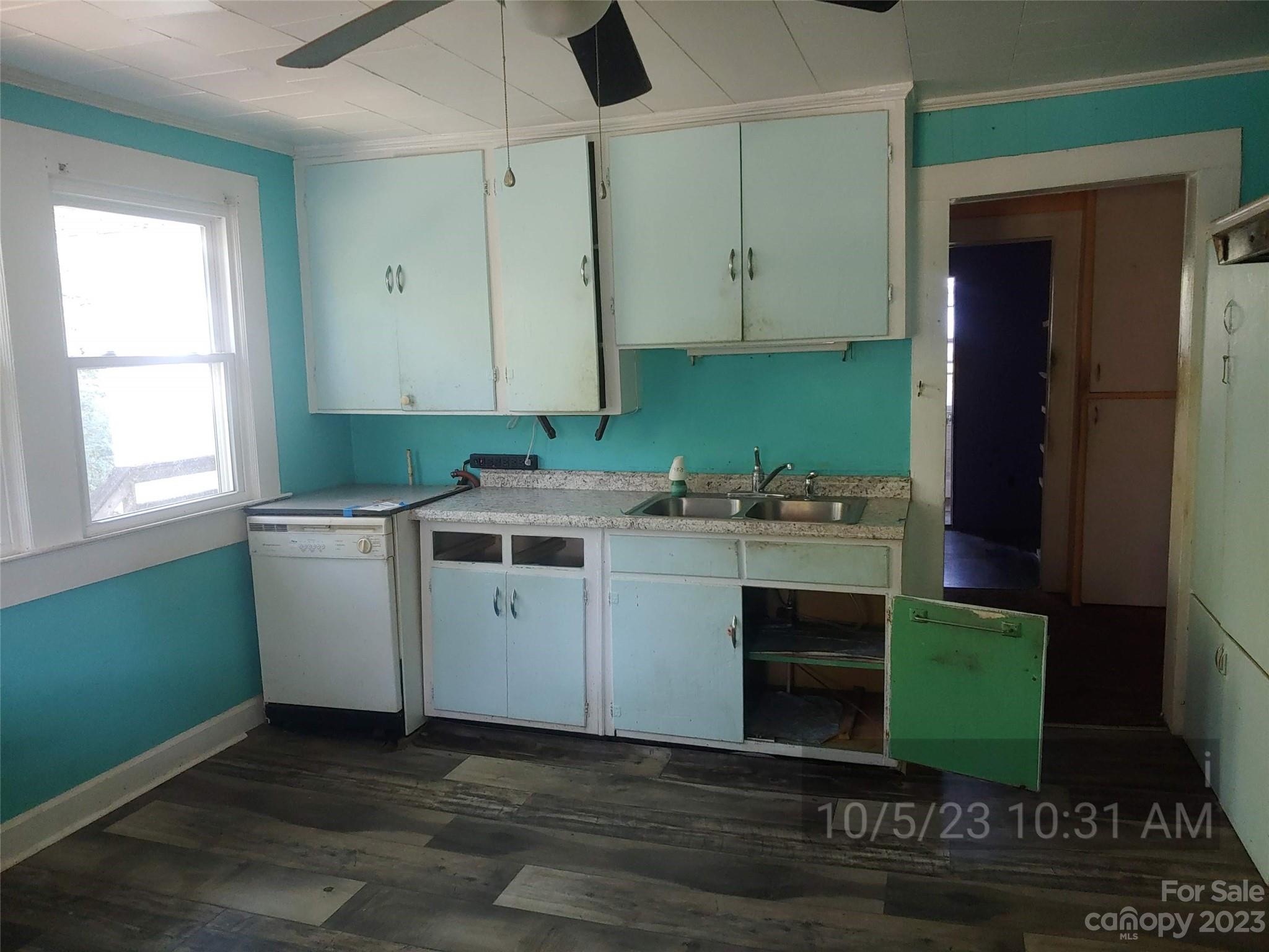 403 Vance Avenue Salisbury, NC 28144 - Photo 2 of 14