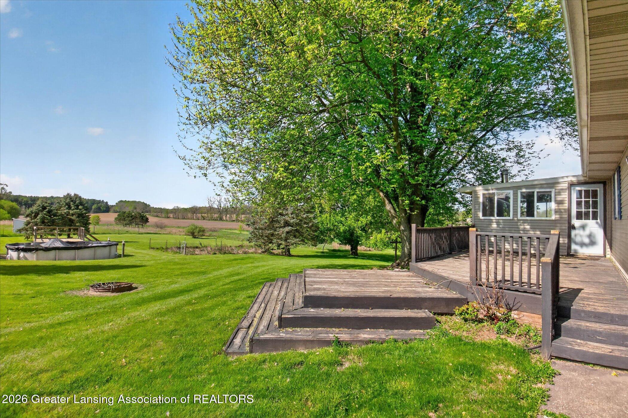 8415 Church Road St. Johns, MI 48879 - Photo 44 of 76 42-8415-Church-Rd-WindowStill-Photograph