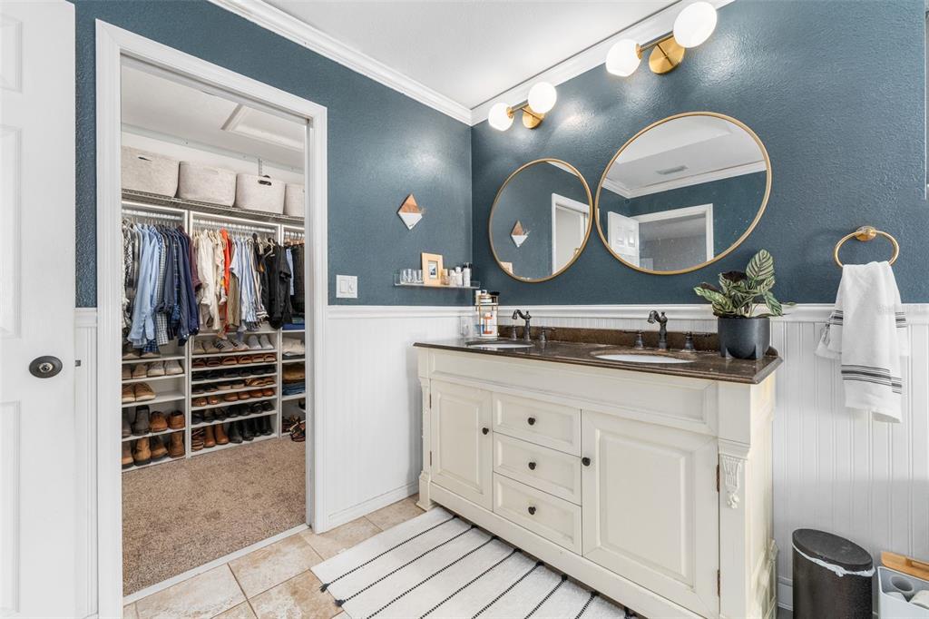 1018 Southwest 82 Terrace Gainesville, FL 32607 - Photo 20 of 36