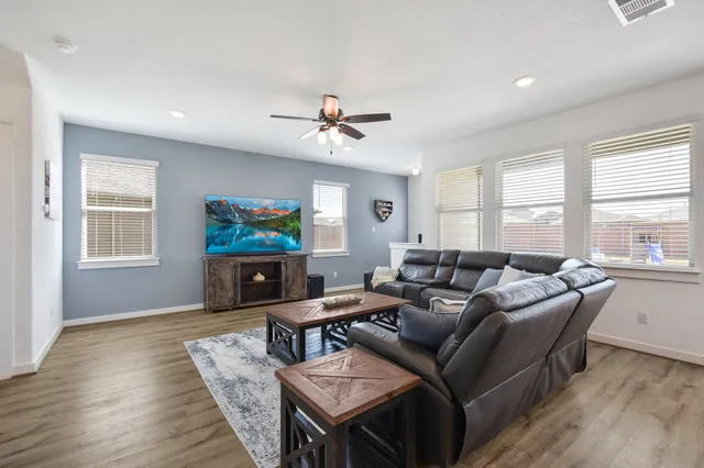 $385,000 | 200 Gidran Trail, Georgetown, TX 78626