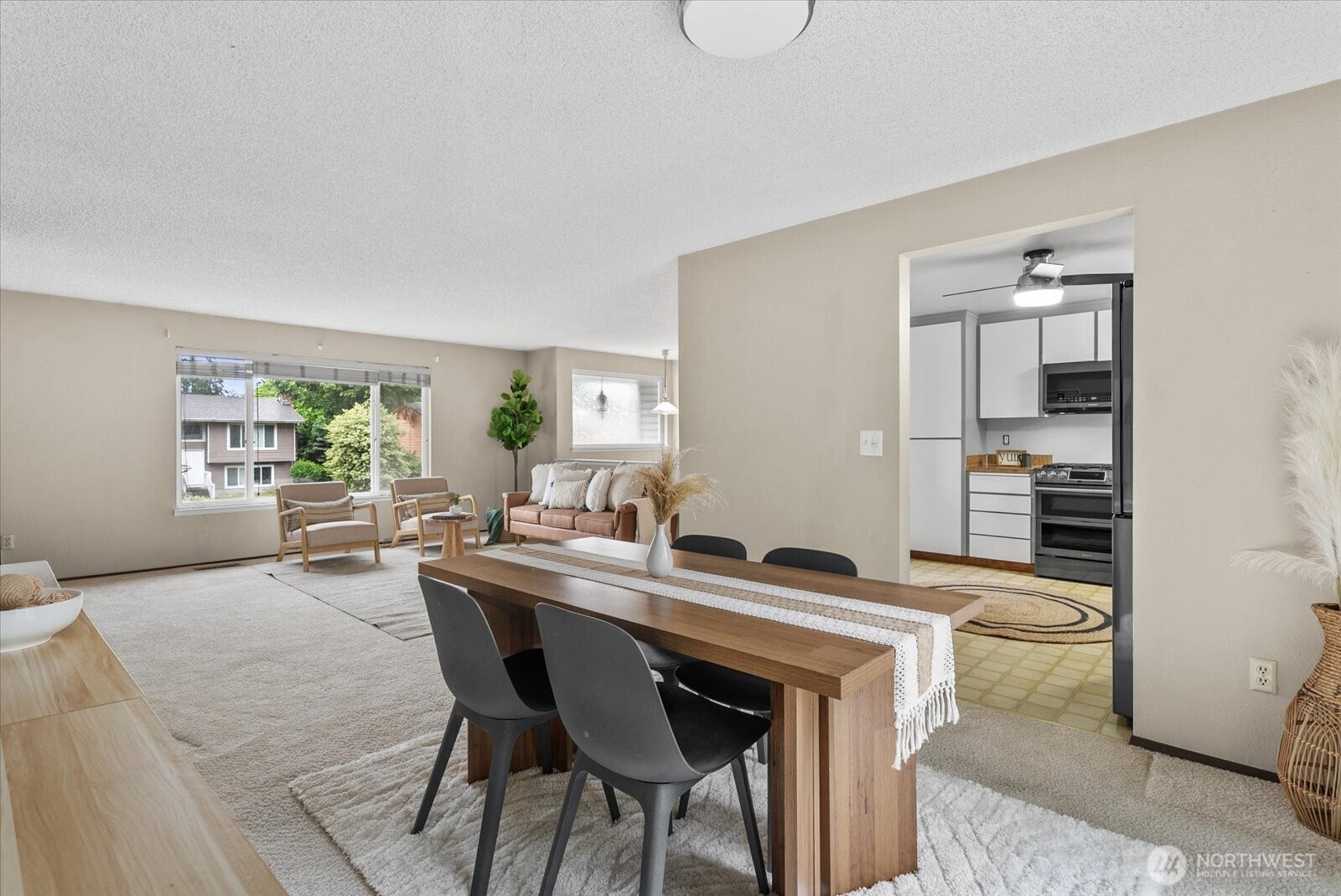 13116 Southeast 188th Street Renton, WA 98058 - Photo 4 of 34