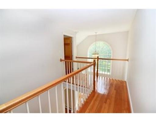 32 Myles Standish Road Weston, MA 02493 - Photo 22 of 29