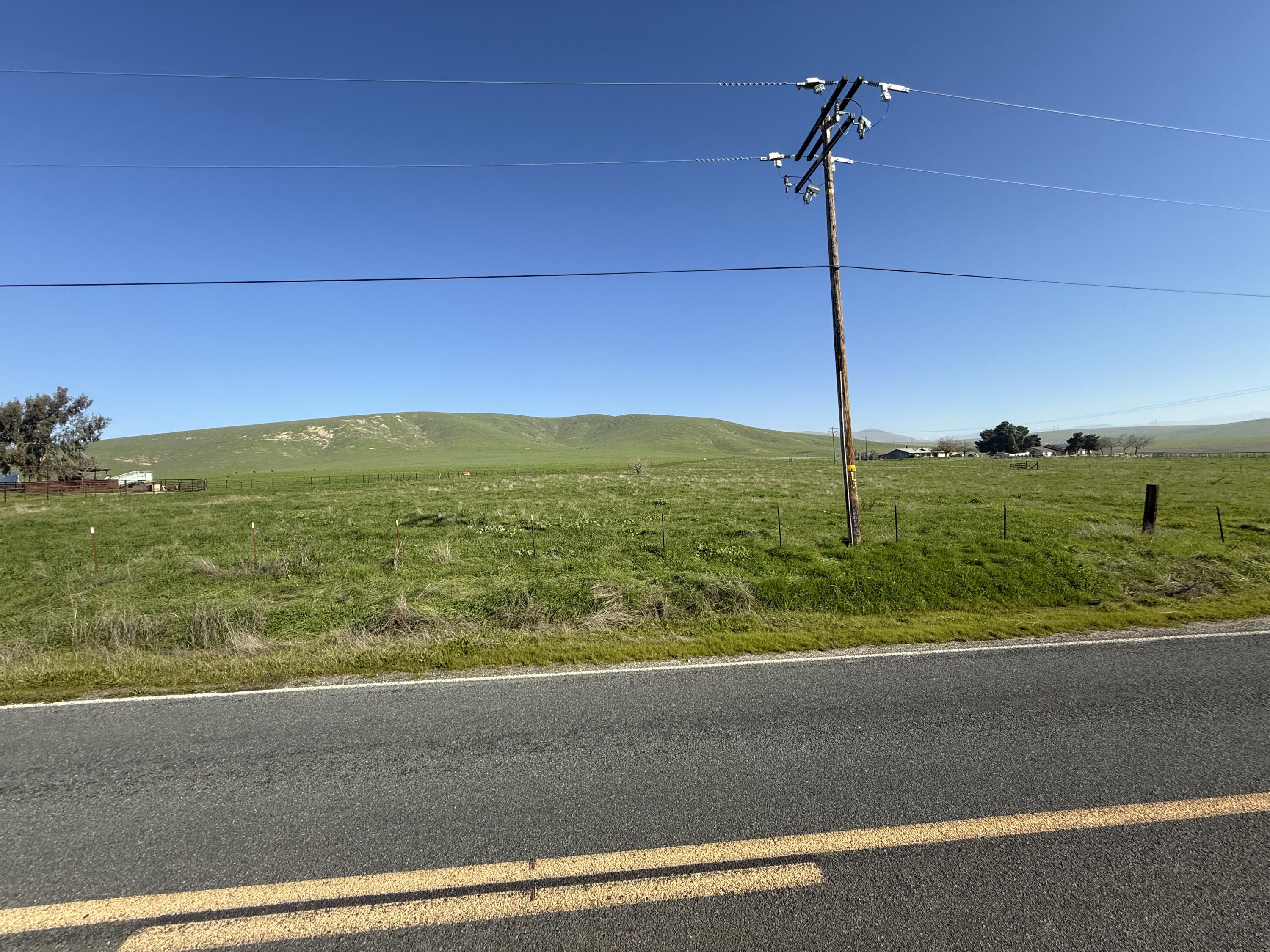 Old Stage Road Porterville, CA 93257 - Photo 2 of 9 IMG_3923
