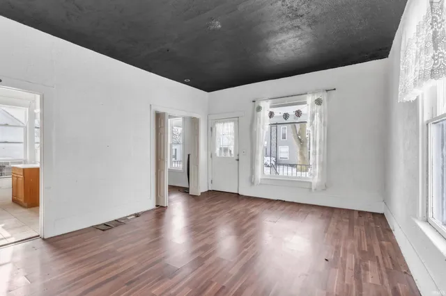 $157,000 | 433 Freeman Street, Kendallville, IN 46755