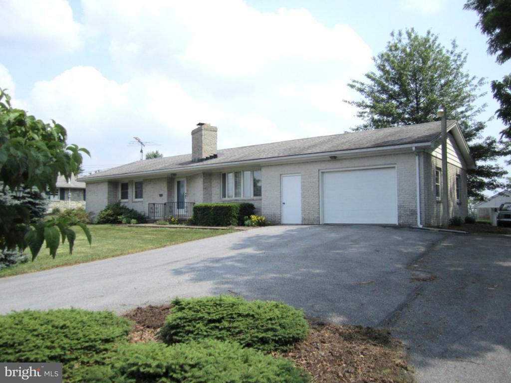 1586 Cloverleaf Road Mount Joy, PA 17552 - Photo 1 of 19