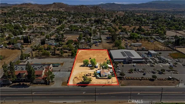 $1,799,000 | 17157 Van Buren, Riverside, CA 92504