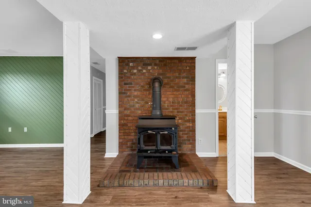 $2,900 | 644 Jasontown Road, Westminster, MD 21158