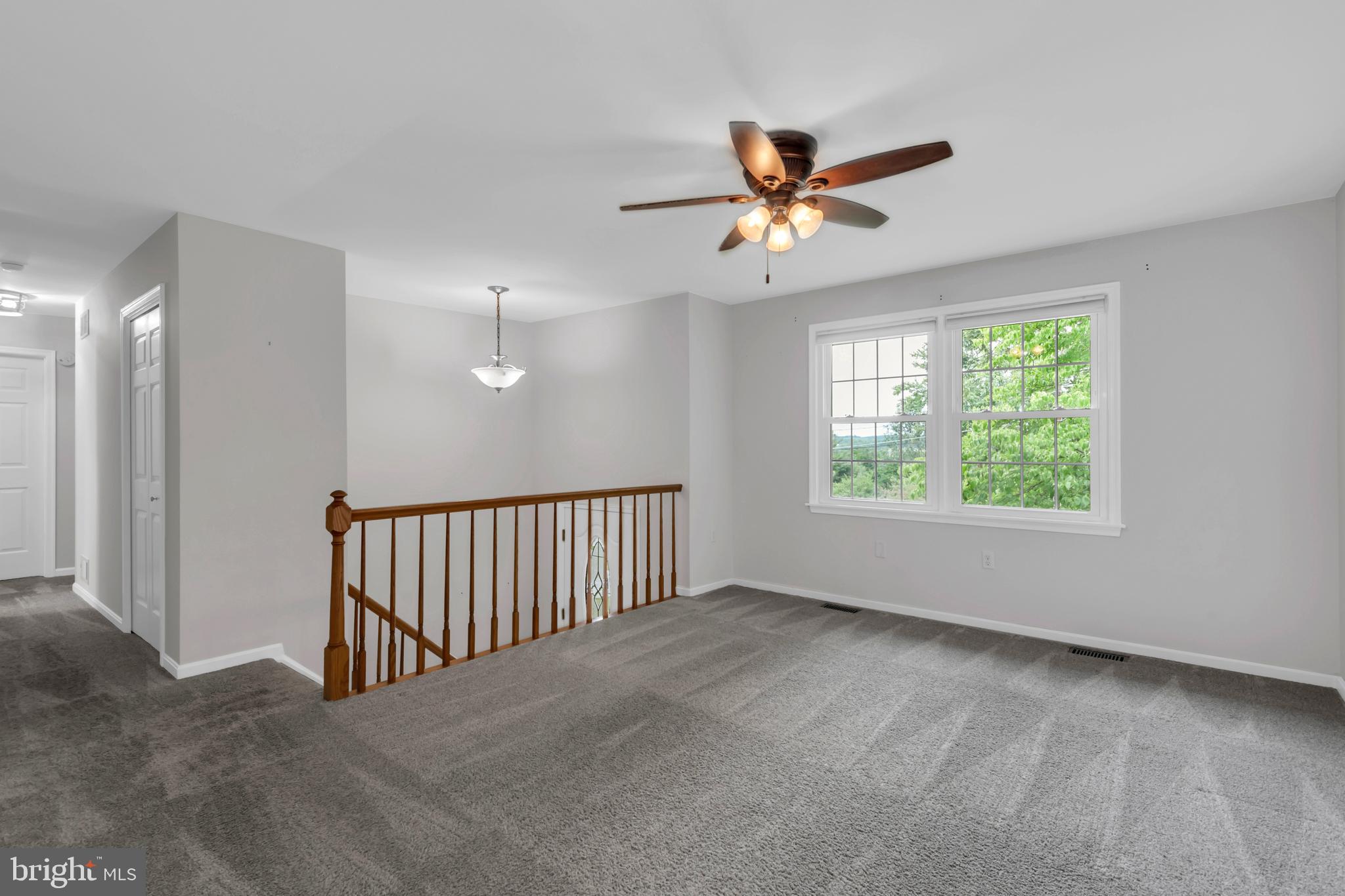 644 Jasontown Road Westminster, MD 21158 - Photo 5 of 36 a view of an empty room with a window