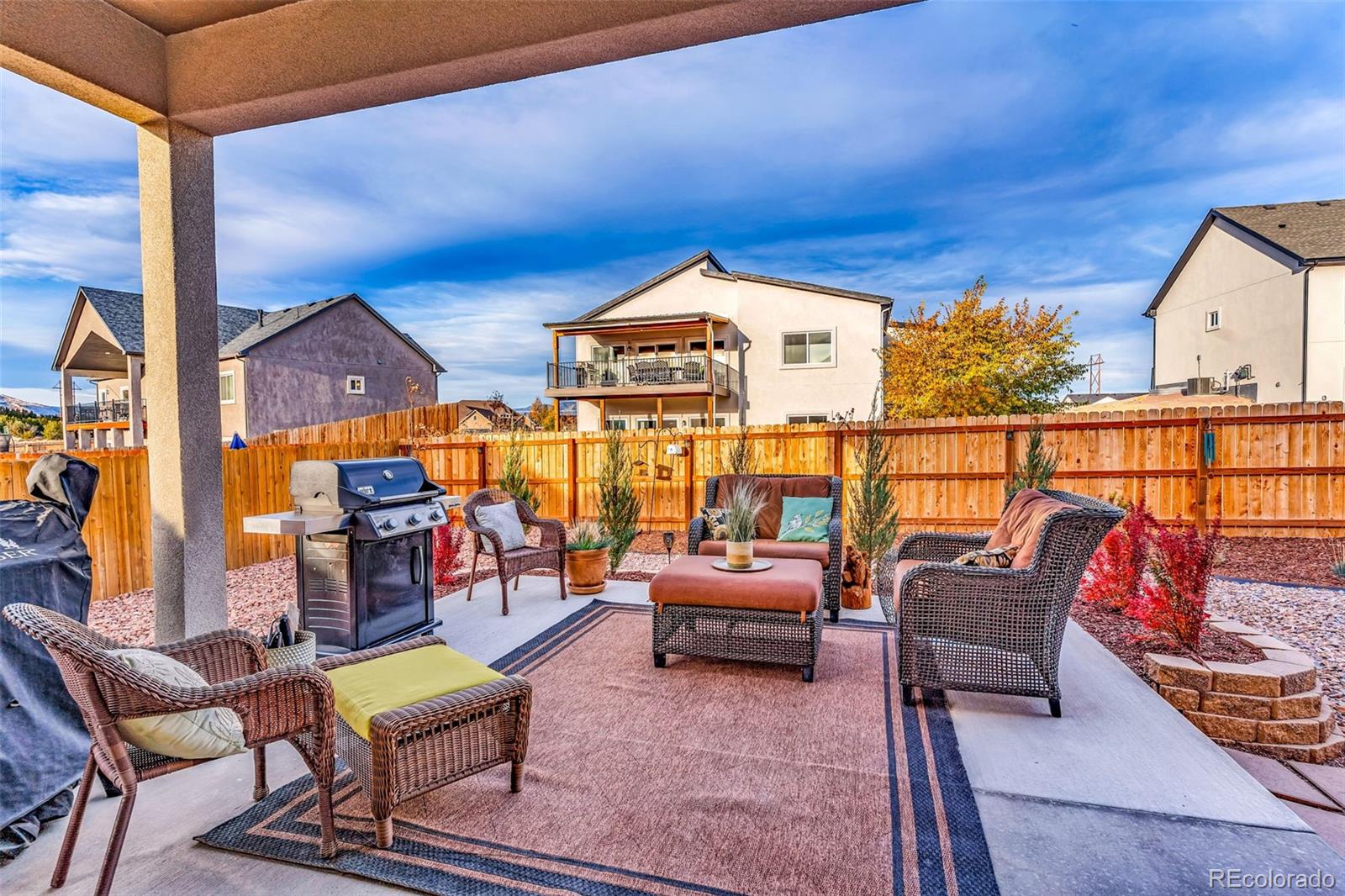 425 Miners Road Canon City, CO 81212 - Photo 29 of 33 a outdoor space with patio furniture