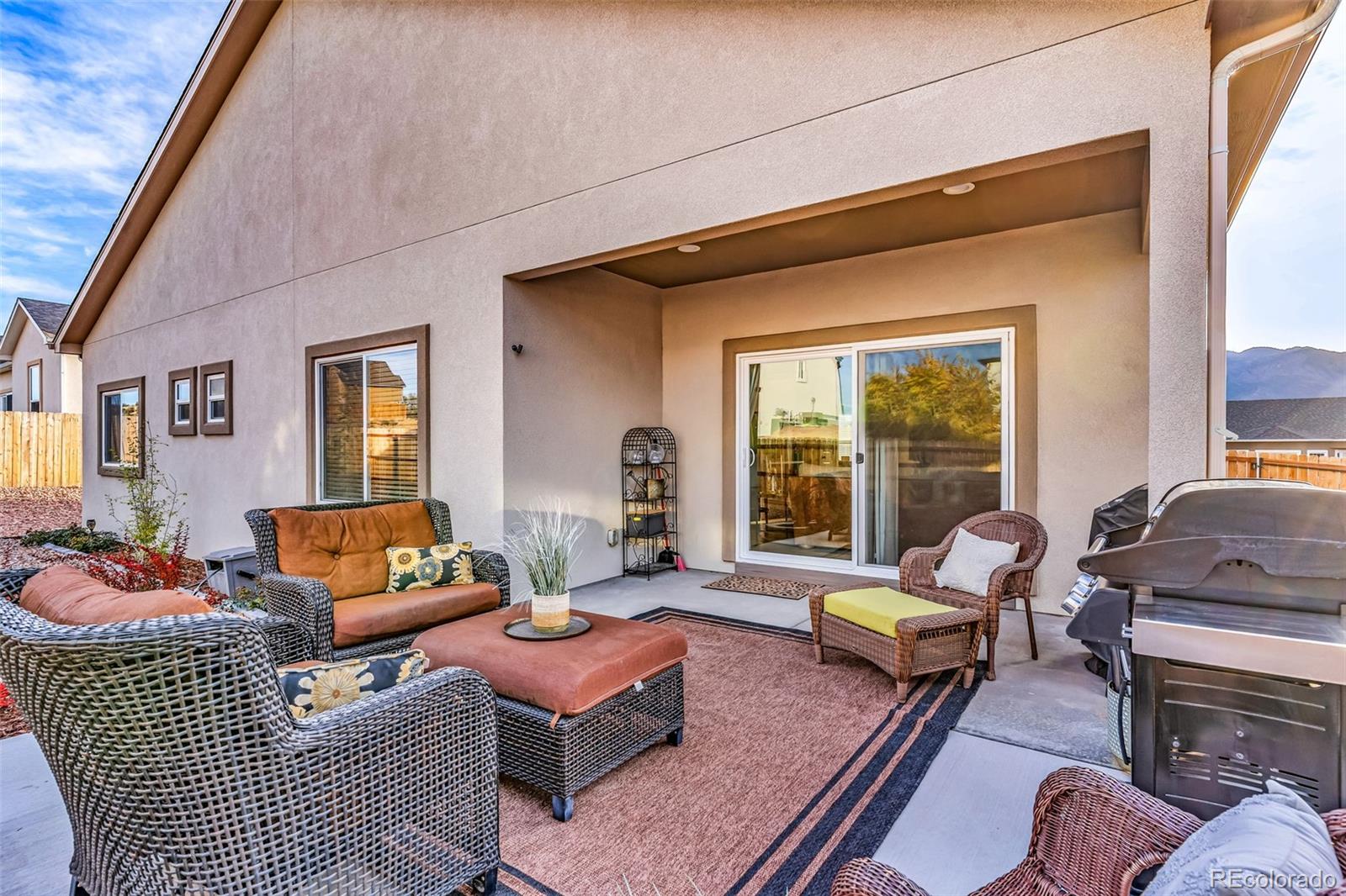 425 Miners Road Canon City, CO 81212 - Photo 30 of 33 a living room with furniture a rug and a large window