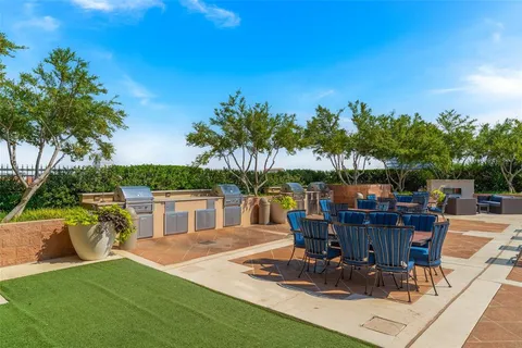 $216,000 | 330 Las Colinas Boulevard East, Unit 164, Irving, TX 75039