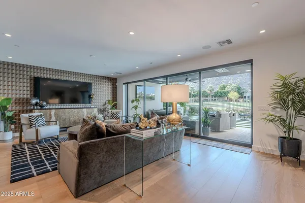 $4,399,000 | 6142 East Alta Hacienda Drive, Scottsdale, AZ 85251
