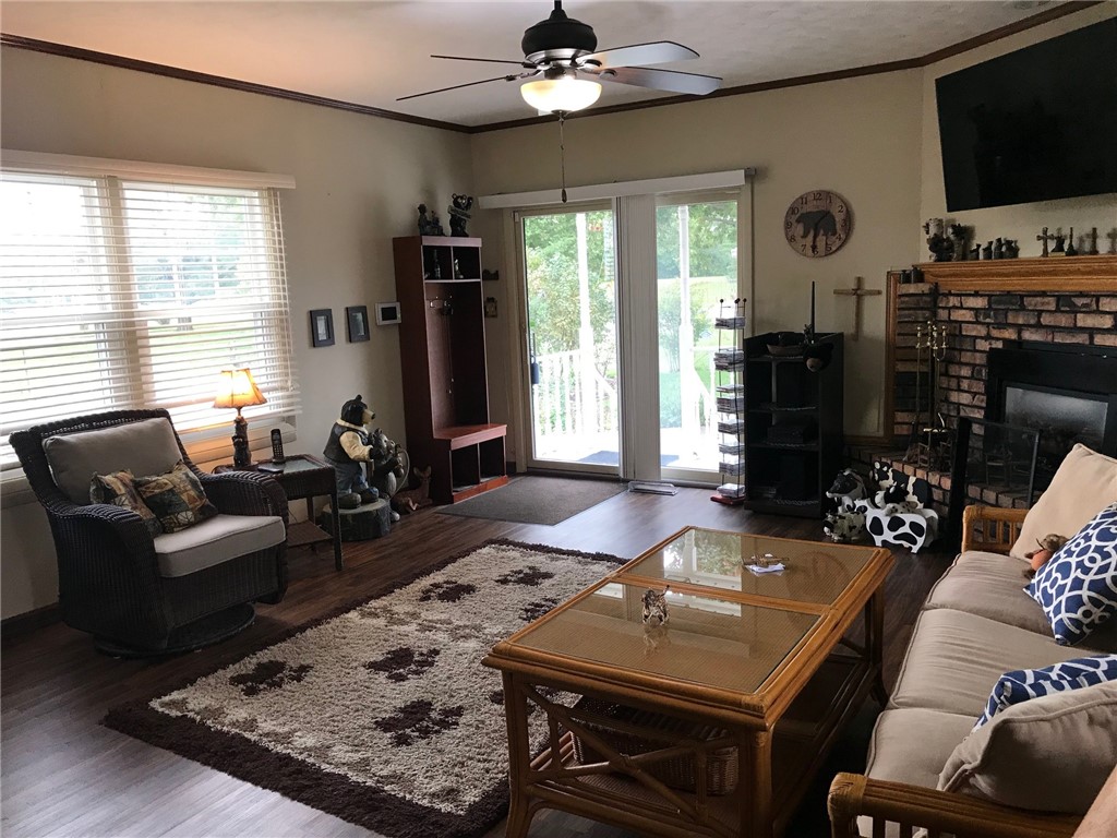 1001 North Summit Avenue Decatur, IL 62522 - Photo 1 of 24
