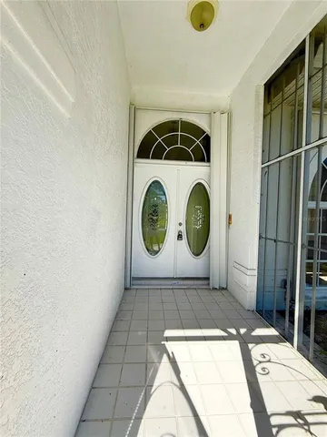 a view of utility room