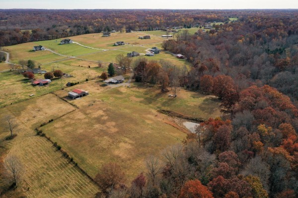 2530 Frank Abernathy Road Greenbrier, TN 37073 - Photo 5 of 61 Gallery Image 5