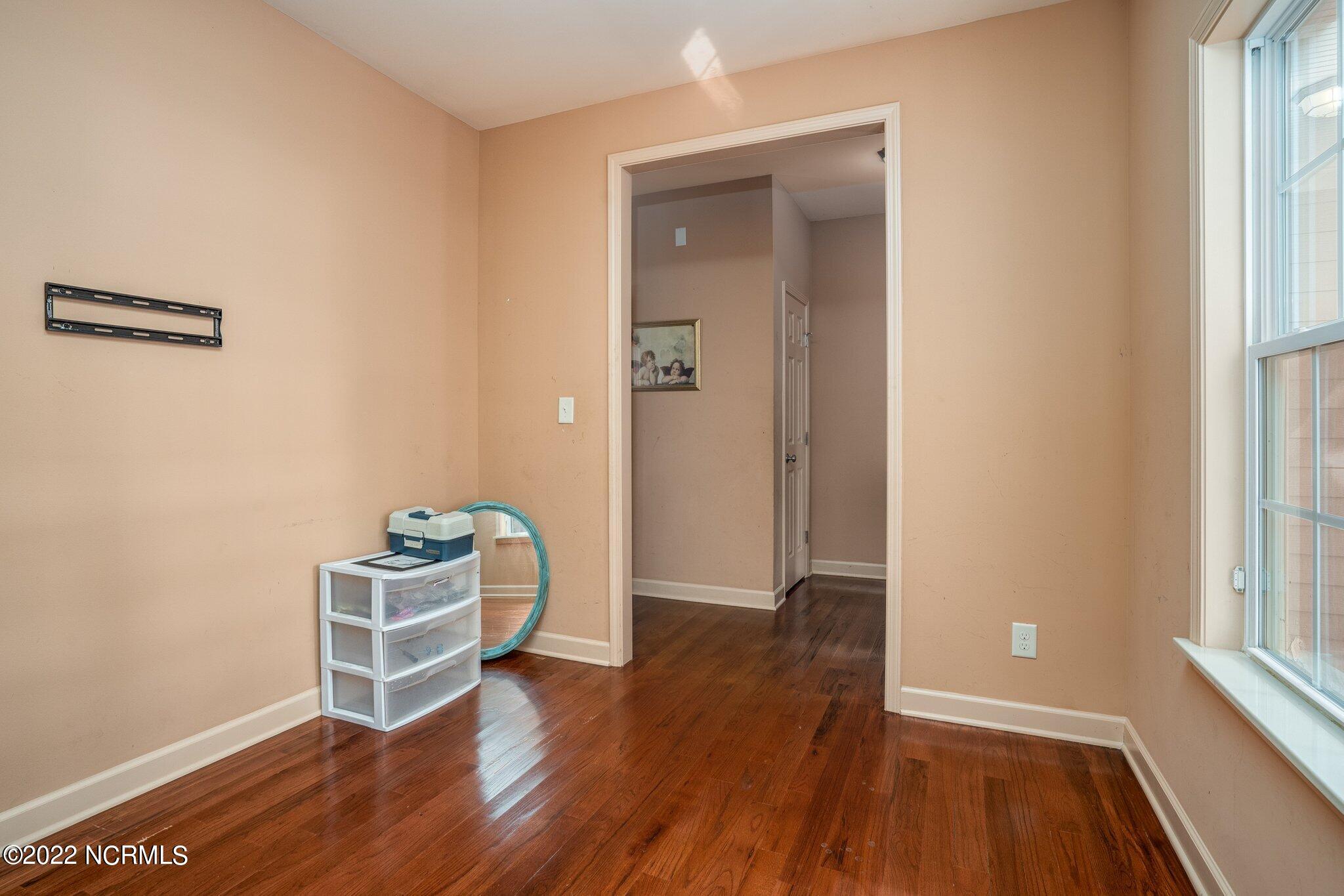 11186 Beaver Dam Road Middlesex, NC 27557 - Photo 13 of 30 007-11186BeaverDamRoad-Middlesex-NC-2755