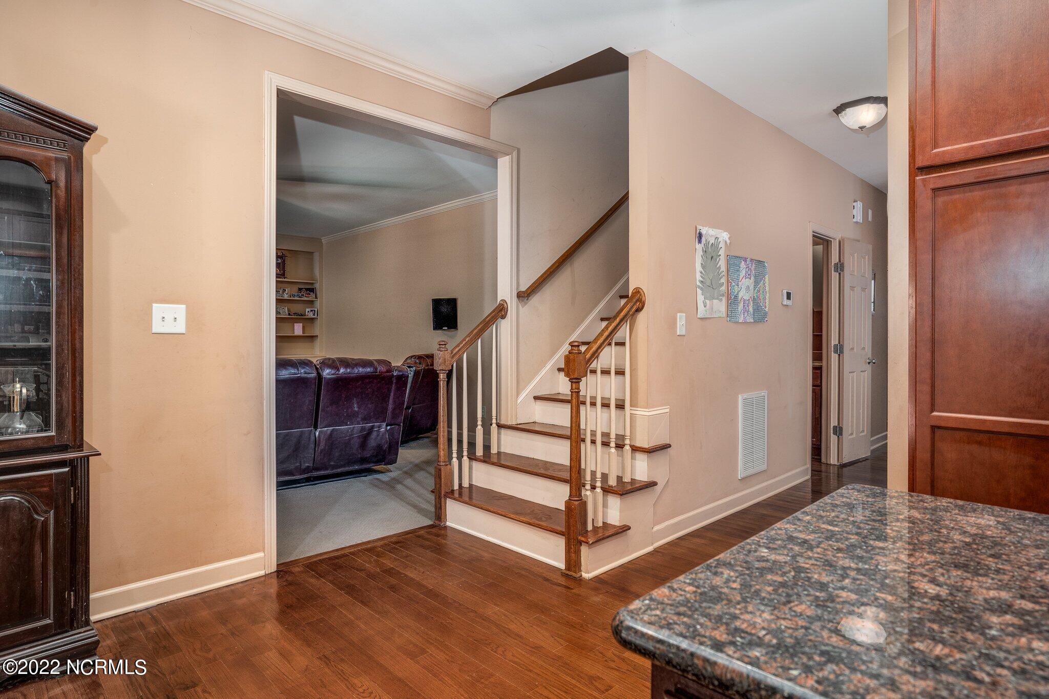 11186 Beaver Dam Road Middlesex, NC 27557 - Photo 8 of 30 014-11186BeaverDamRoad-Middlesex-NC-2755