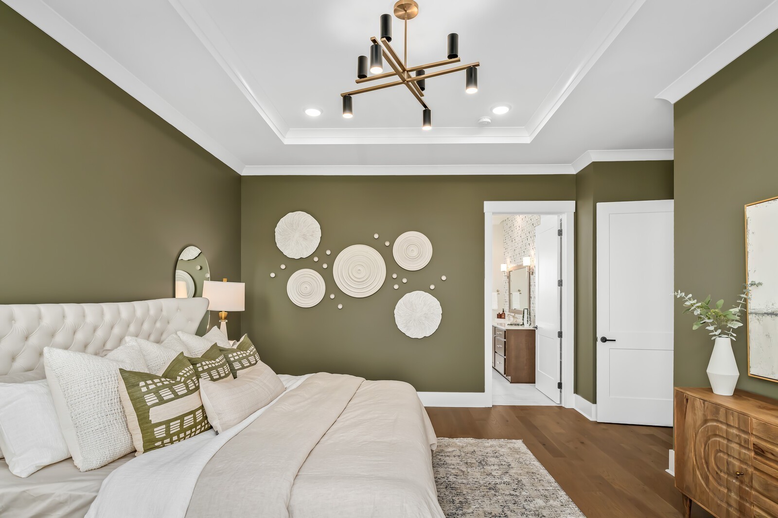 7280 Ruzek Court Fairview, TN 37062 - Photo 47 of 90 a bedroom with a bed and dresser