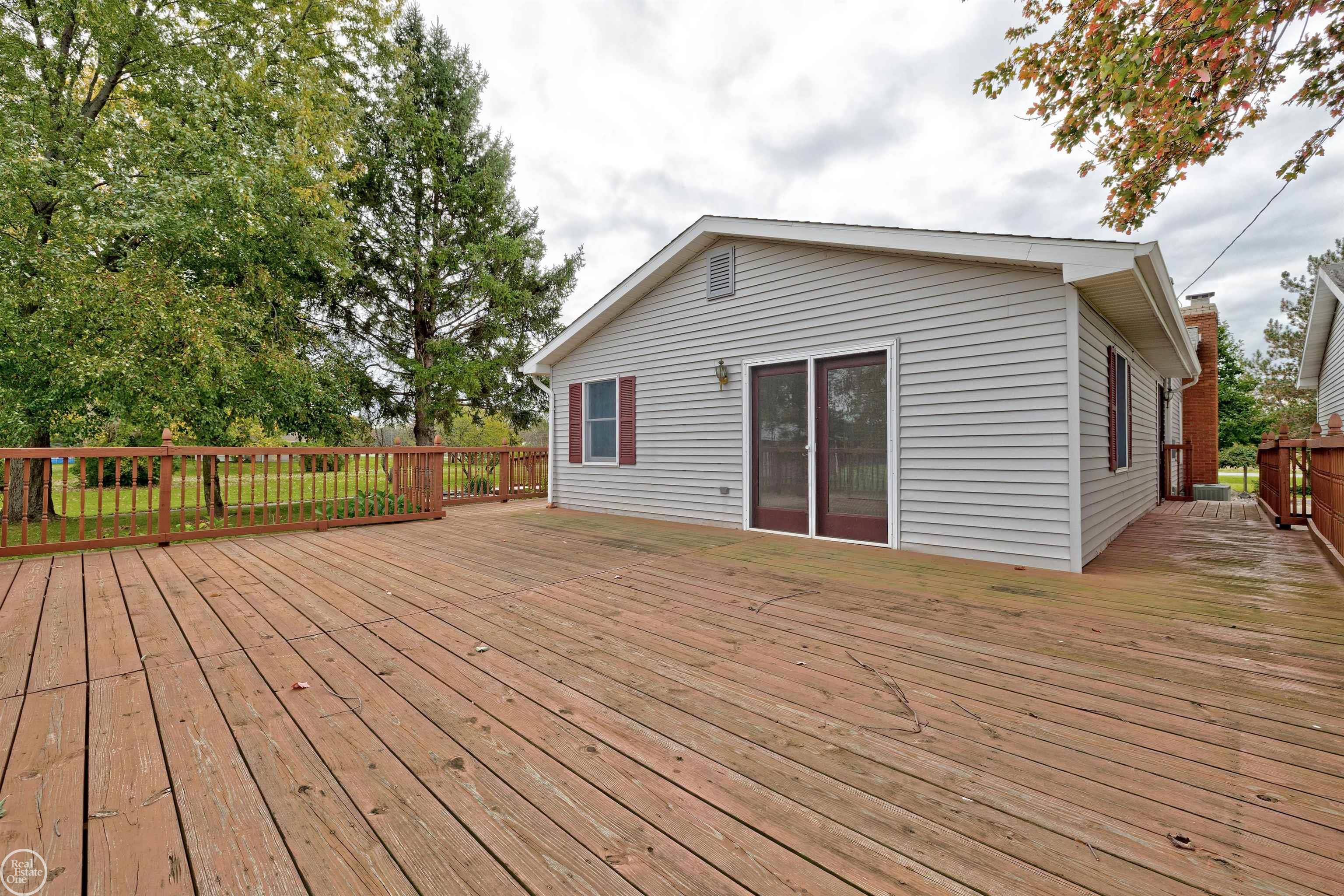 1180 West Curtis Road Saginaw, MI 48601 - Photo 60 of 71