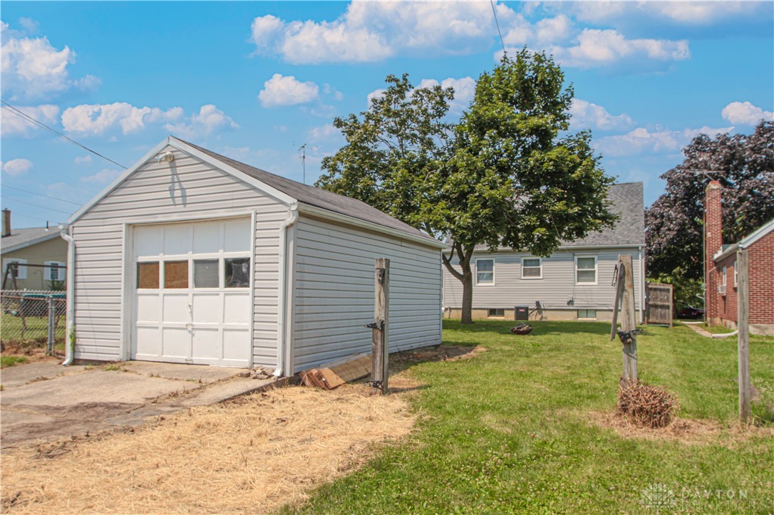1454 Coventry Road Dayton, OH 45410 - Photo 5 of 24 Gallery Image 5