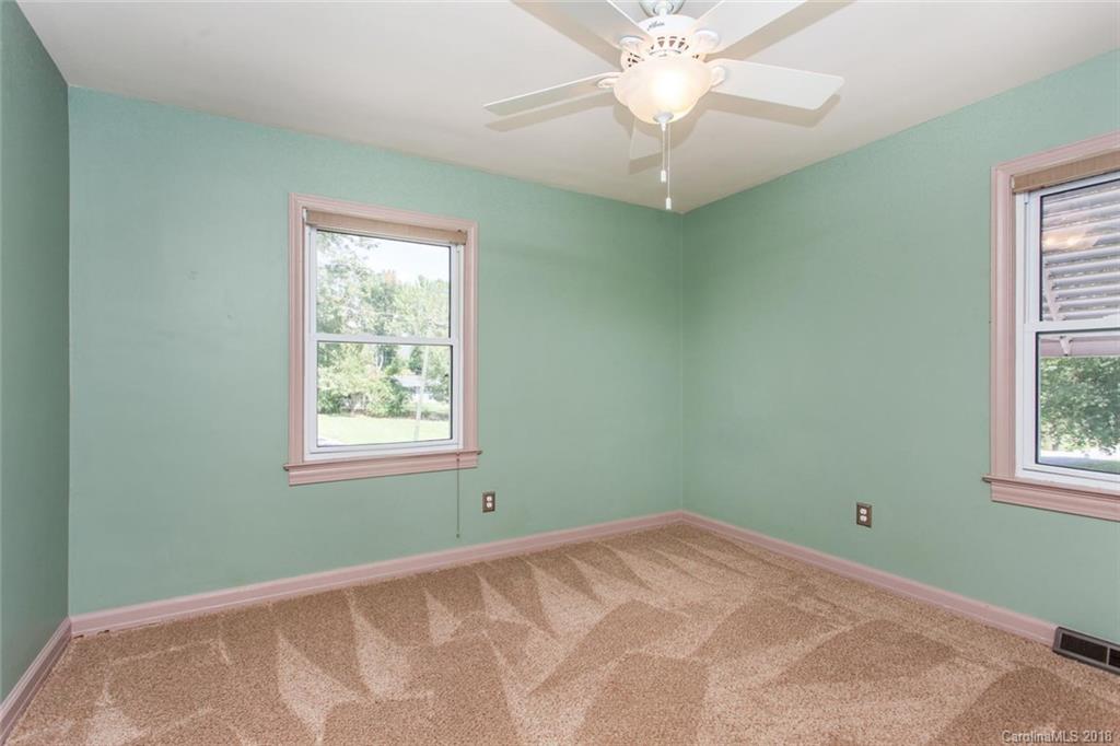 314 Big Bend Road Brevard, NC 28712 - Photo 15 of 31 Gallery Image 15