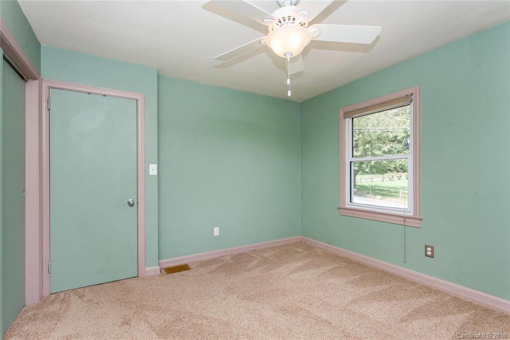 314 Big Bend Road Brevard, NC 28712 - Photo 16 of 31 Gallery Image 16