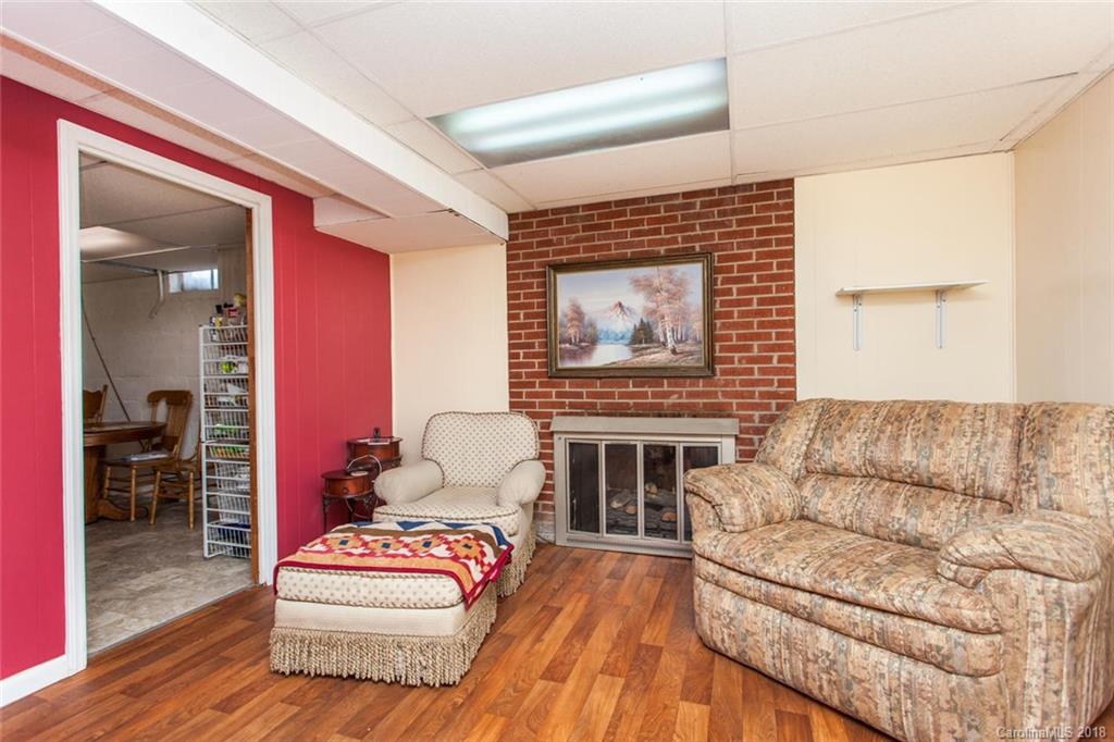 314 Big Bend Road Brevard, NC 28712 - Photo 25 of 31 Gallery Image 25