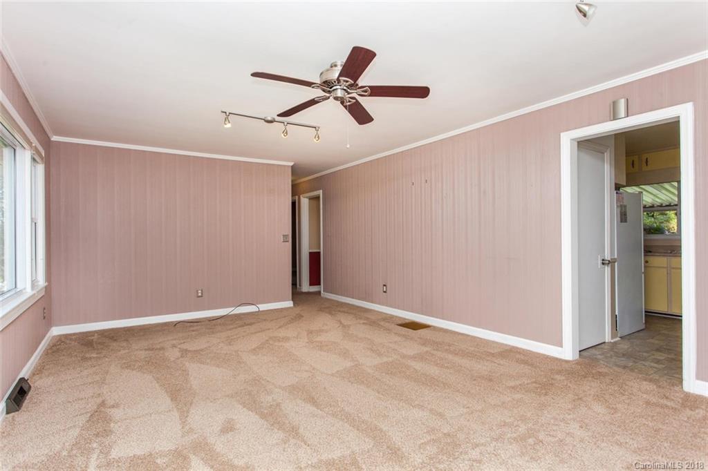 314 Big Bend Road Brevard, NC 28712 - Photo 6 of 31 Gallery Image 6